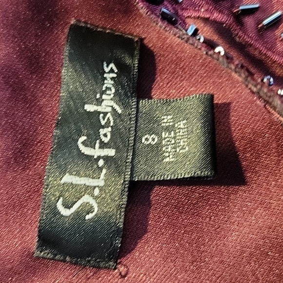 S.L. FASHIONS Wine Sequined and Beaded Ruffled Cut Out Dressy Dress Size 8 - Picture 9 of 9